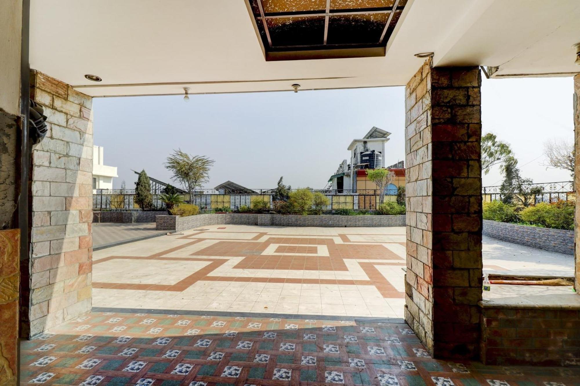 Hotel O Mukut Mahal Meerut Ngoại thất bức ảnh