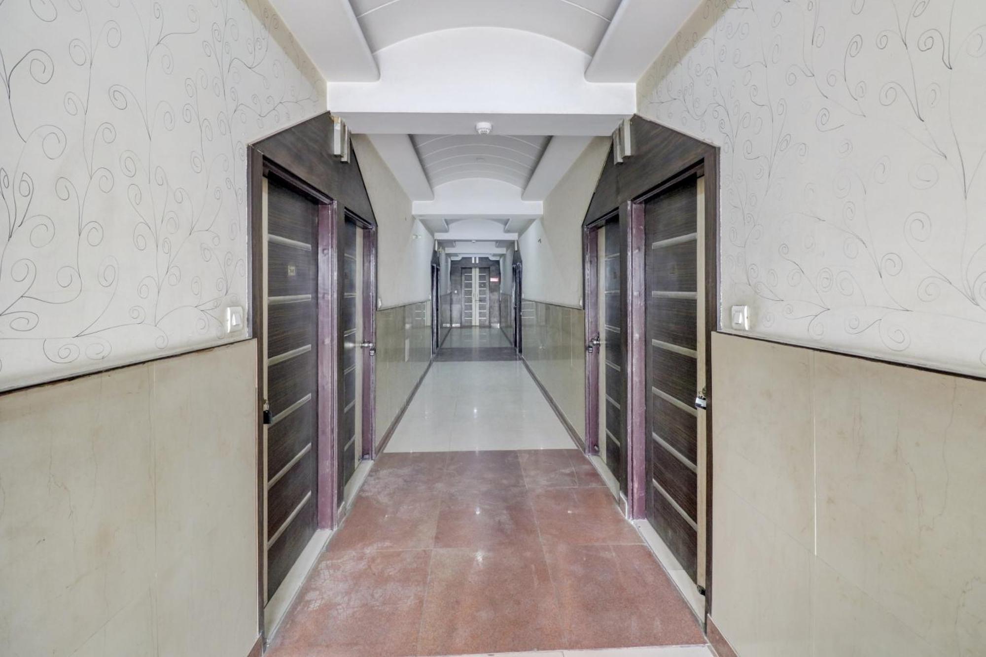 Hotel O Mukut Mahal Meerut Ngoại thất bức ảnh